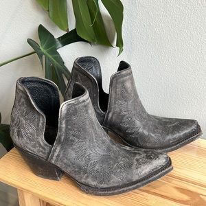 Ariat Dixon Western Booties